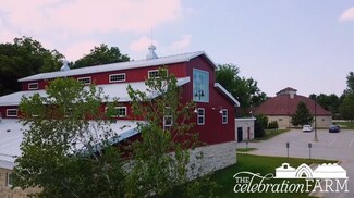 Plus de détails pour 4696 Robin Woods Ln NE, Iowa City, IA - Spécialisé à vendre