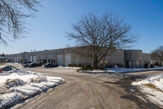 Plus de détails pour 140 Keyland Ct, Bohemia, NY - Bureau à vendre