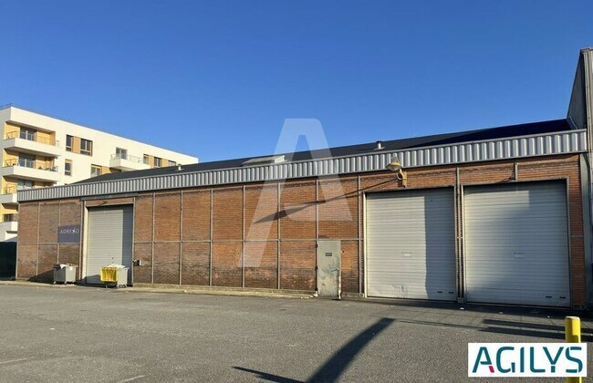 Plus de détails pour 4 Rue Galvani, Massy - Local d'activités à louer