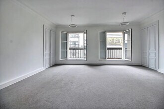 1 Bis Rue Du Havre, Paris à louer Photo intérieure– Image 2 sur 6