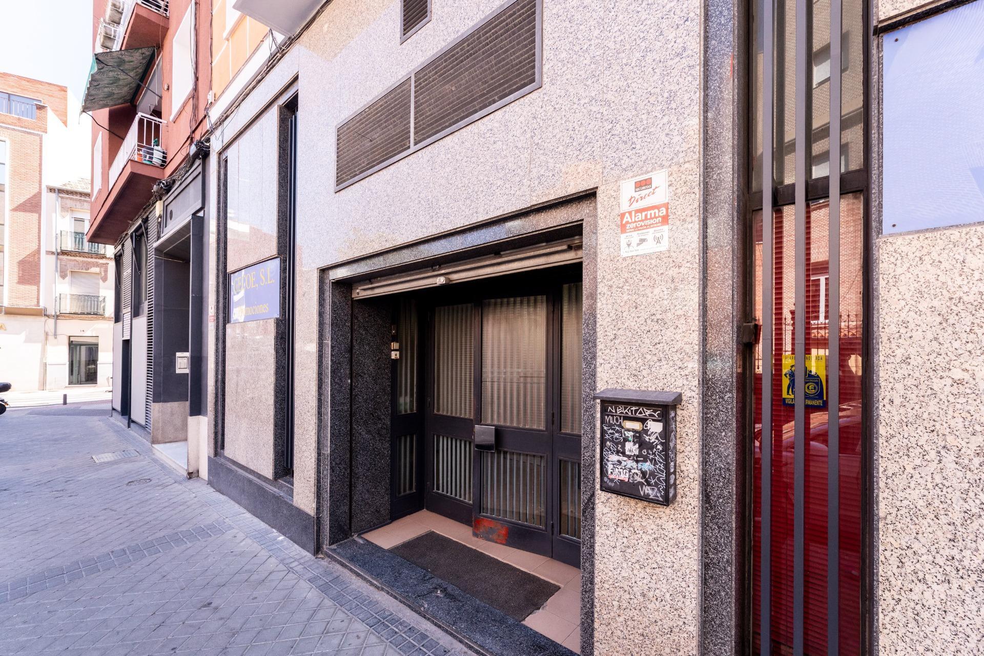 Immeuble residentiel dans Madrid, Madrid à vendre Photo de l’immeuble– Image 1 sur 7