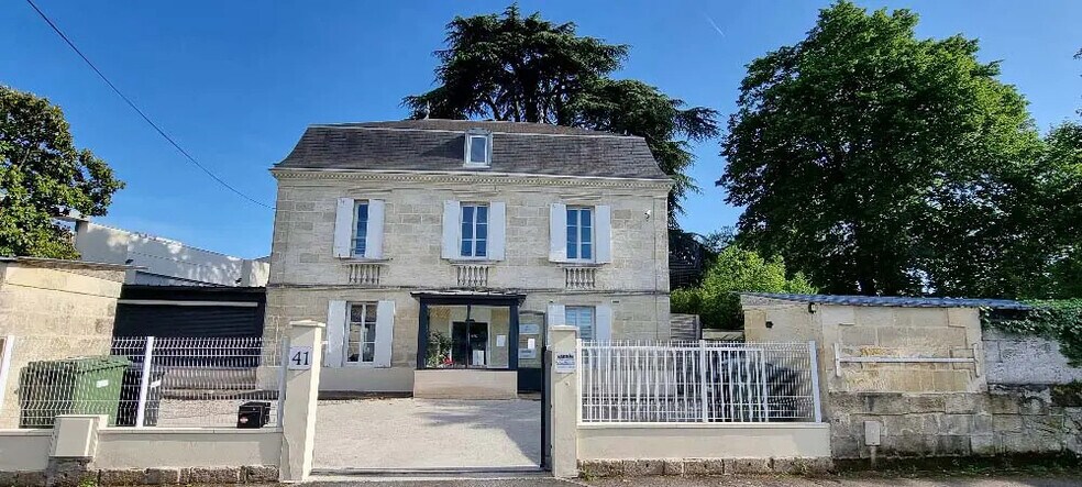 41 Rue Professeur Calmette, Cenon à louer - Photo de l’immeuble – Image 1 sur 27