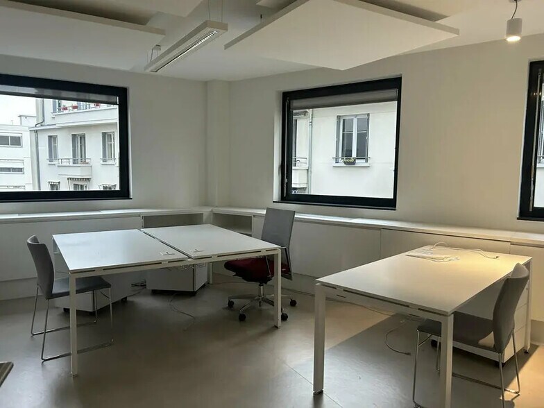 Bureau dans Lyon à vendre - Photo de l’immeuble – Image 2 sur 14