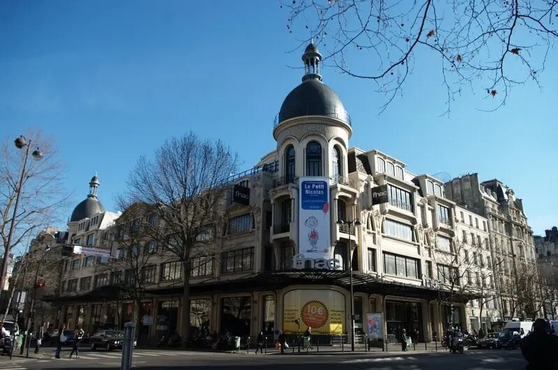 Local commercial dans Paris à louer - Photo de l’immeuble – Image 1 sur 5