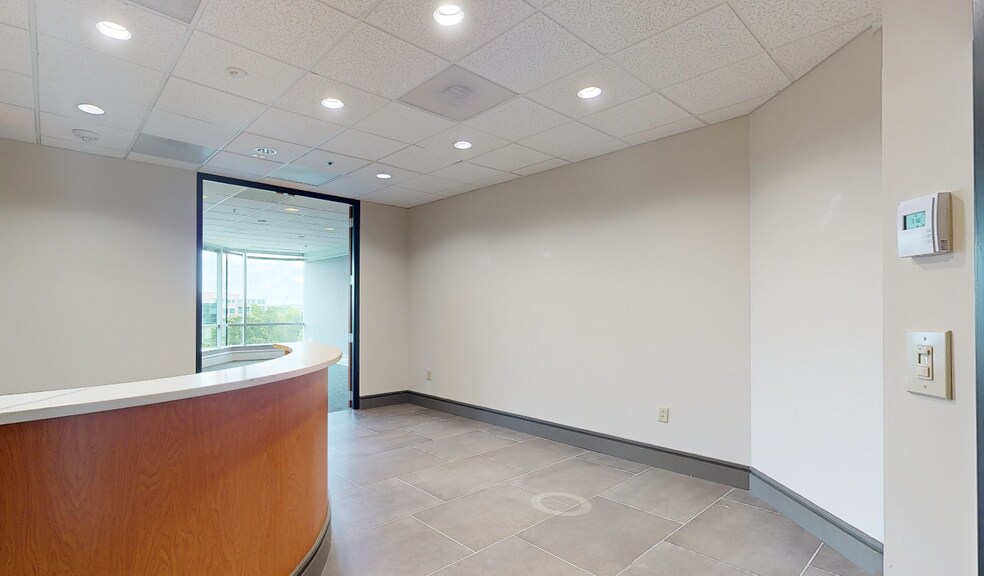 15720 Brixham Hill Ave, Charlotte, NC à louer - Numérisation 3D Matterport – Image 2 sur 12