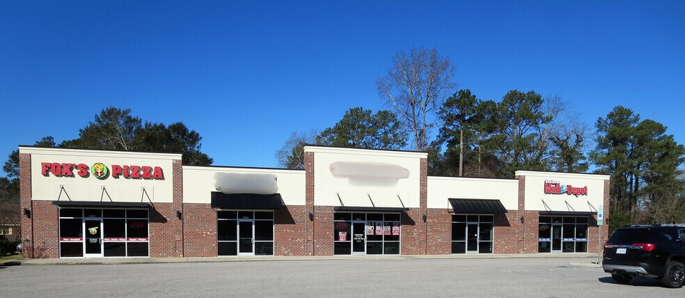 3935-3943 Dunn Rd, Fayetteville, NC à louer - Photo de l’immeuble – Image 2 sur 23