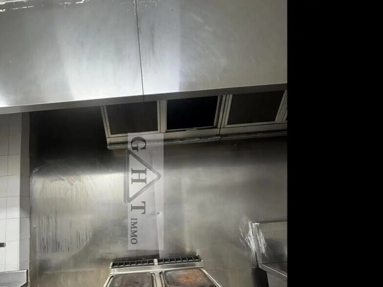 Local commercial dans Maisons-Alfort à louer - Photo intérieure – Image 3 sur 9