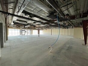 911 29th St SE, Watertown, SD à louer Photo de l’immeuble– Image 2 sur 11