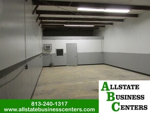 13652 N 12th St, Tampa, FL à louer Photo intérieure– Image 2 sur 6