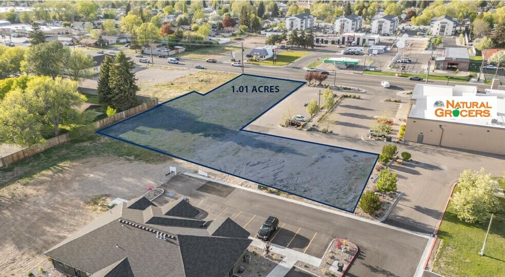 1260 E 17th St, Idaho Falls, ID à vendre - Photo principale – Image 1 sur 7
