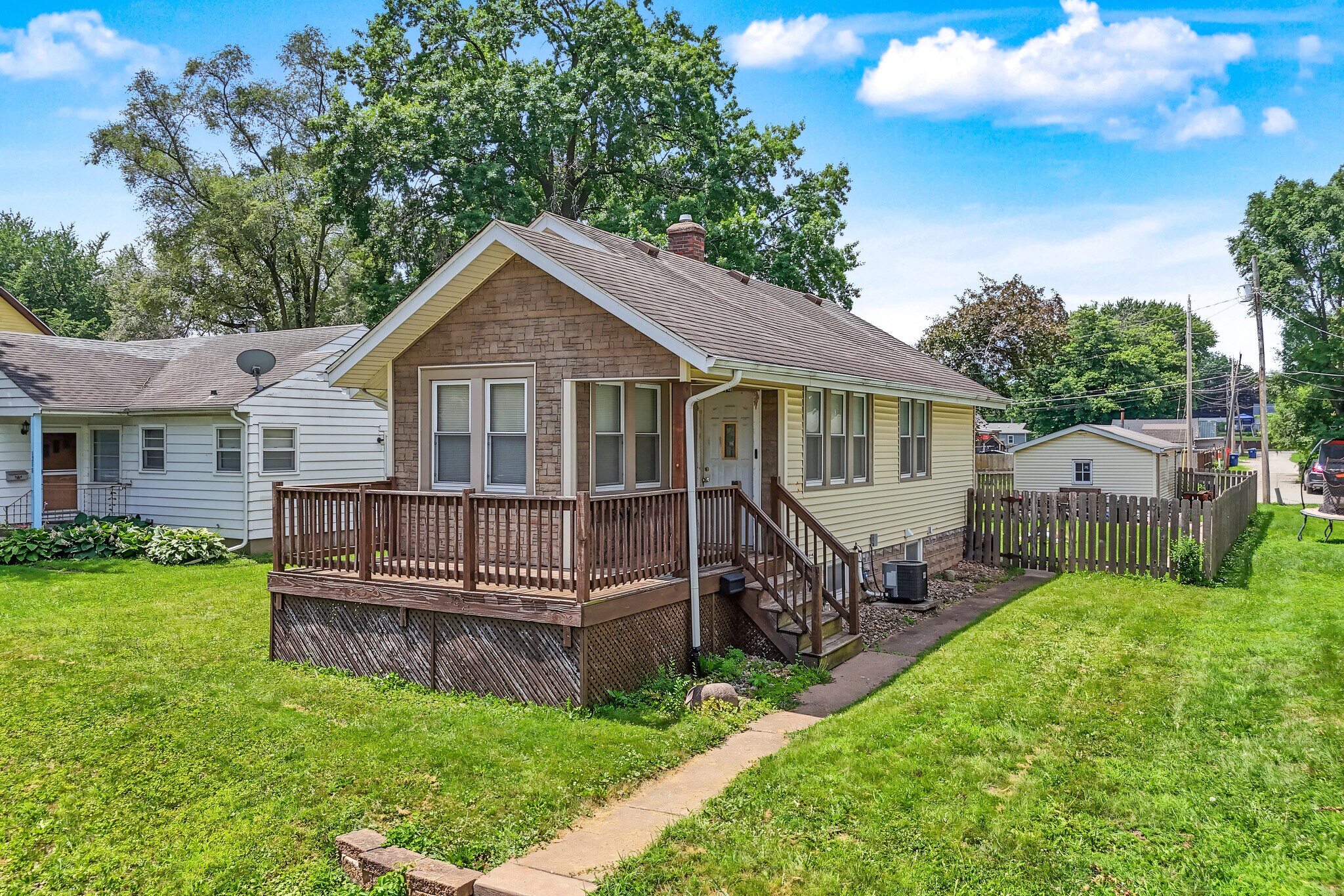 1214 S Nevada Ave, Davenport, IA à vendre Photo principale– Image 1 sur 2