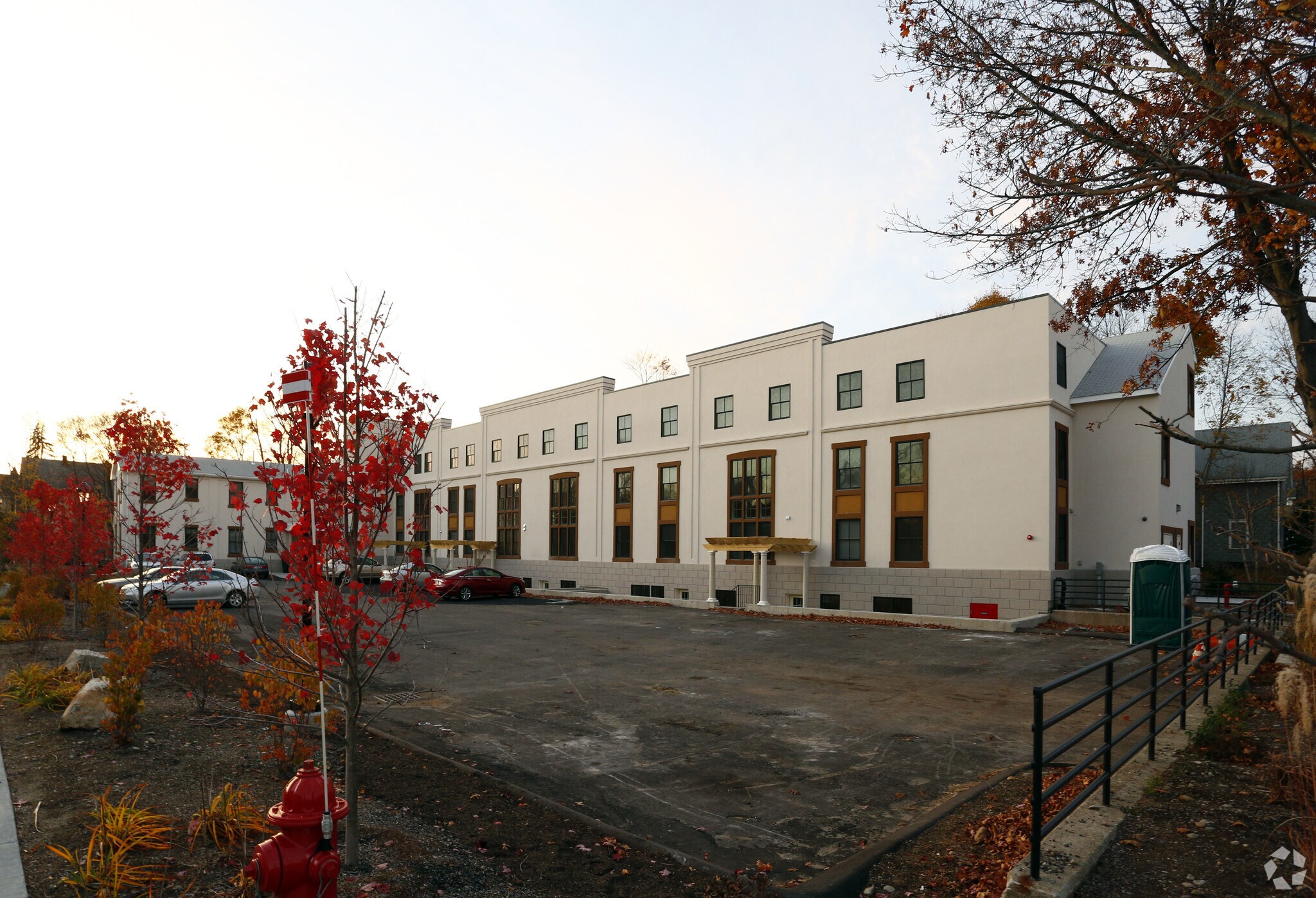 56-58 North Ave, Natick, MA à vendre Photo principale– Image 1 sur 5