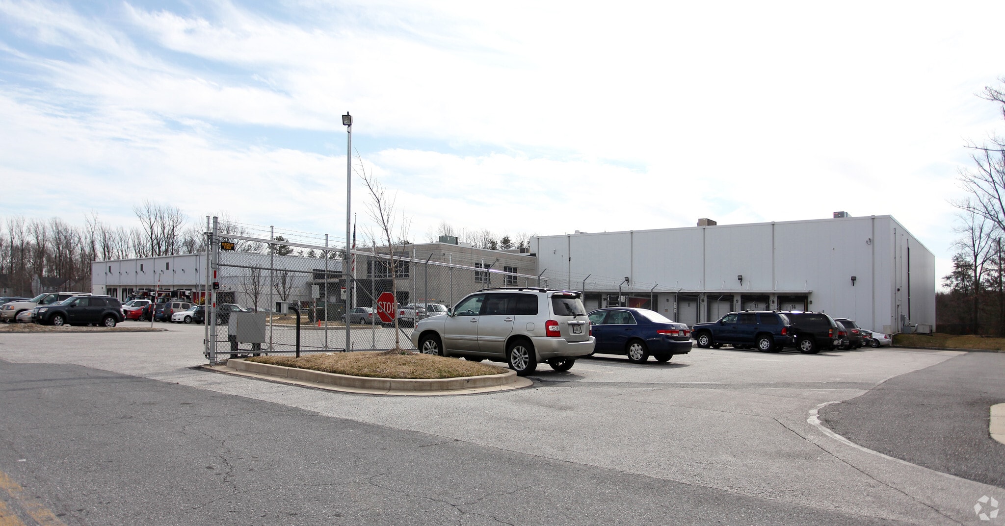 6740 Dorsey Rd, Elkridge, MD à louer Photo principale– Image 1 sur 5