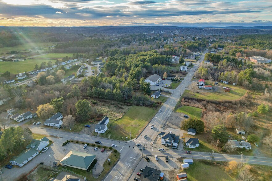 220 Cony Rd, Augusta, ME à vendre - Photo de l’immeuble – Image 2 sur 3