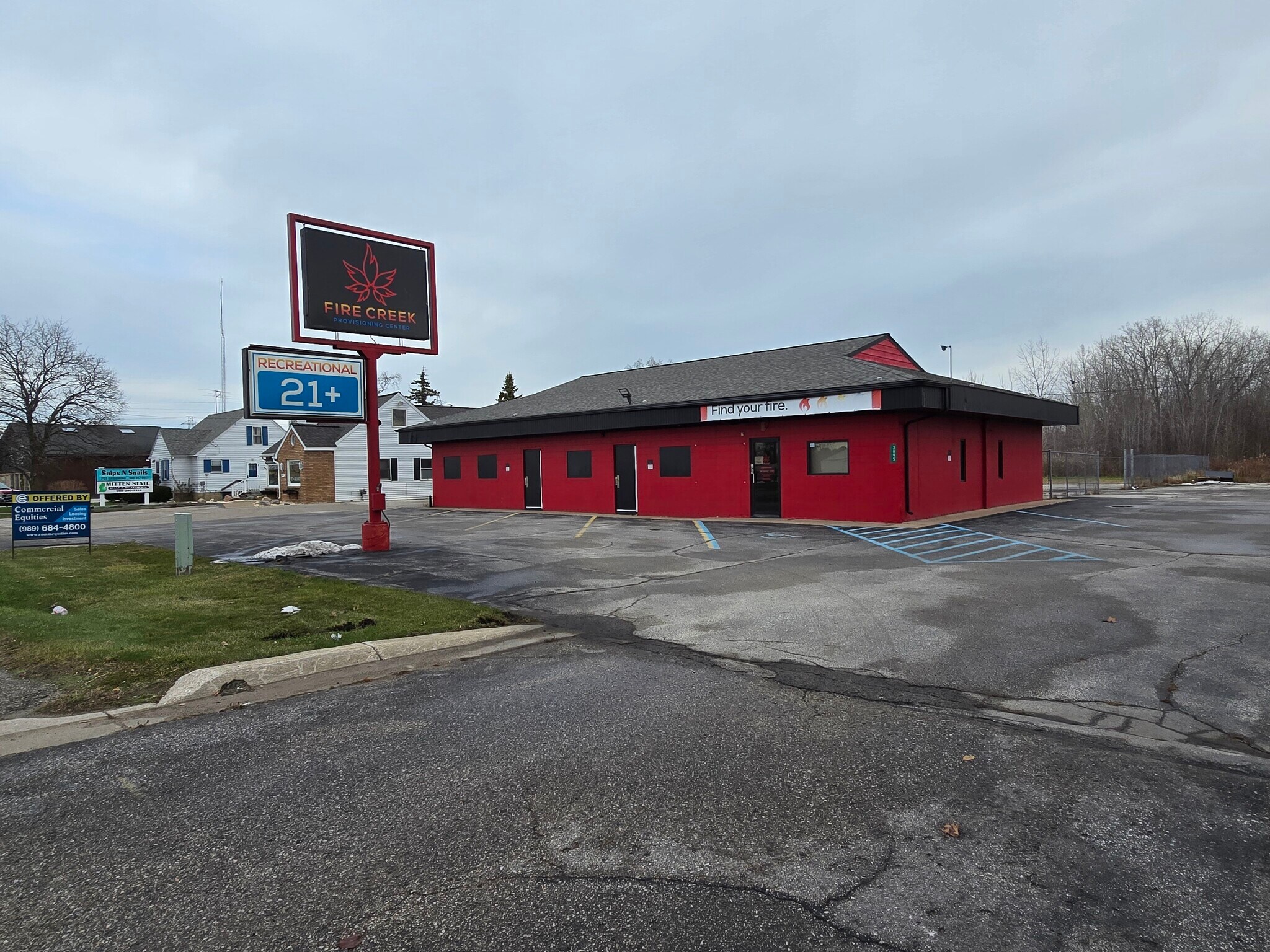 3895 N Euclid Ave, Bay City, MI à vendre Photo principale– Image 1 sur 12