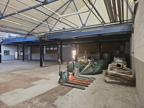 25 Lombard Rd, Londres à louer Photo intérieure– Image 1 sur 4