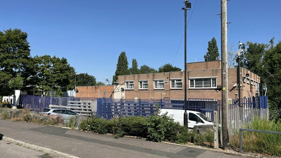 Rowley Dr, Coventry à louer - Photo de l’immeuble – Image 2 sur 15