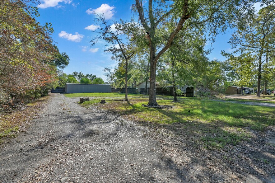 33302 Sweetgum Ln, Spring, TX à vendre - Photo de l’immeuble – Image 3 sur 15