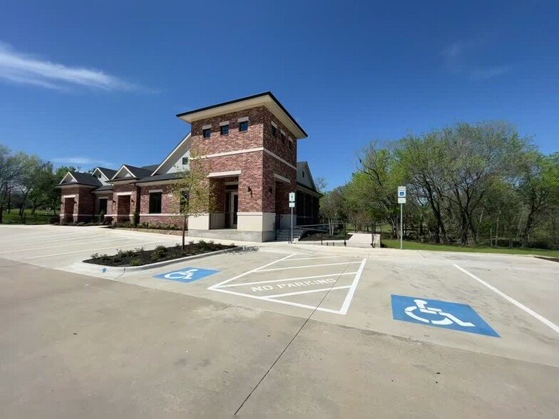 124 River Oaks Dr, Southlake, TX à louer - Vidéo sur l’annonce professionnelle – Image 3 sur 20