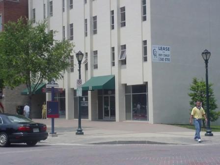 32 Courthouse Sq, Rockville, MD à louer - Photo de l’immeuble – Image 2 sur 3