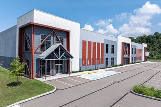 Plus de détails pour 150 E Shore Dr, Rankin, PA - Local d'activités à louer