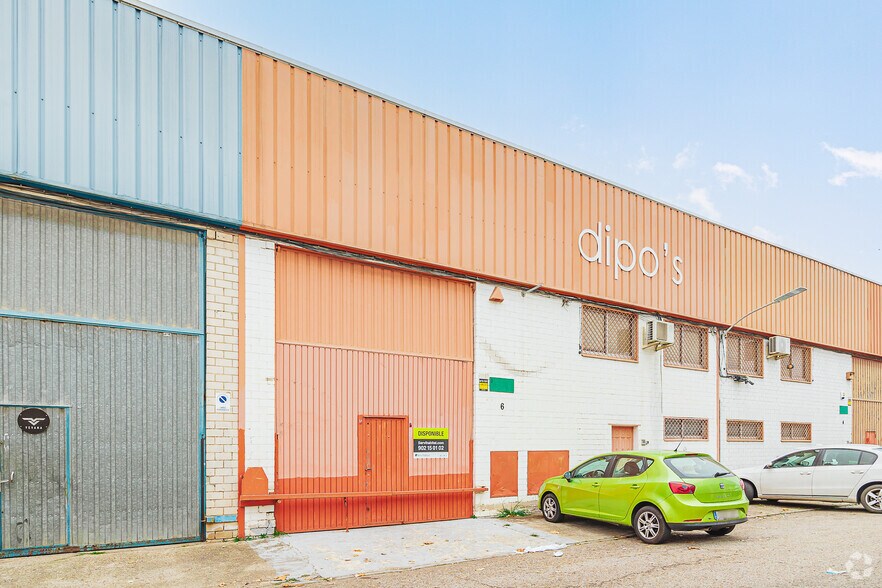 Industriel/Logistique dans San Fernando de Henares, Madrid à vendre - Photo de l’immeuble – Image 2 sur 2