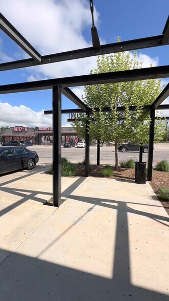 1726-1742 NE 23rd St, Oklahoma City, OK à louer - Vidéo sur l’annonce professionnelle – Image 2 sur 18