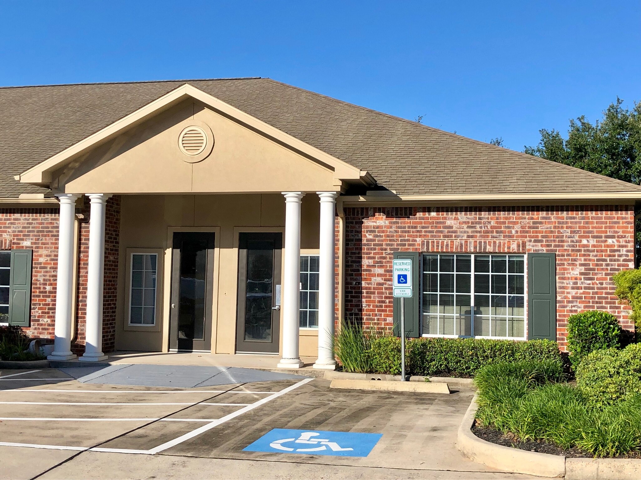 2245 N Loop 336 W, Conroe, TX à louer Photo de l’immeuble– Image 1 sur 1