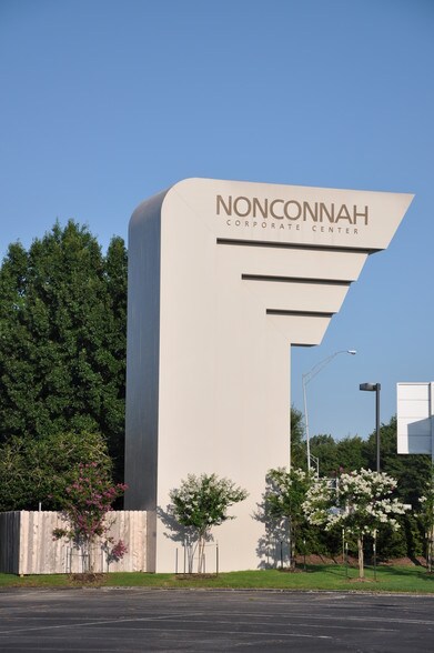 2694-2720 Huntley Dr, Memphis, TN à louer - Photo de l’immeuble – Image 2 sur 2