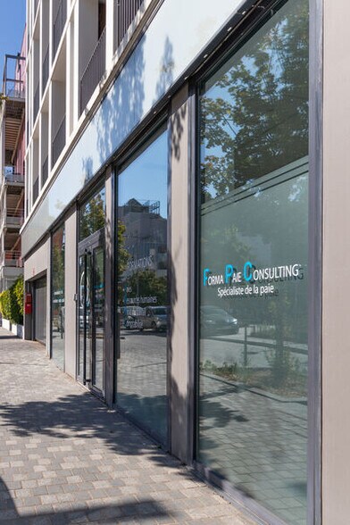 Immeuble residentiel dans Lyon à vendre - Photo de l’immeuble – Image 3 sur 8
