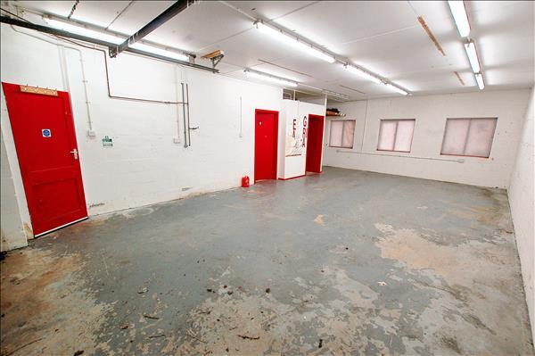 Criterion Way, Pembroke Dock, DYF SA72 6UL - Lot A1 -  - Photo intérieure - Image 1 of 7