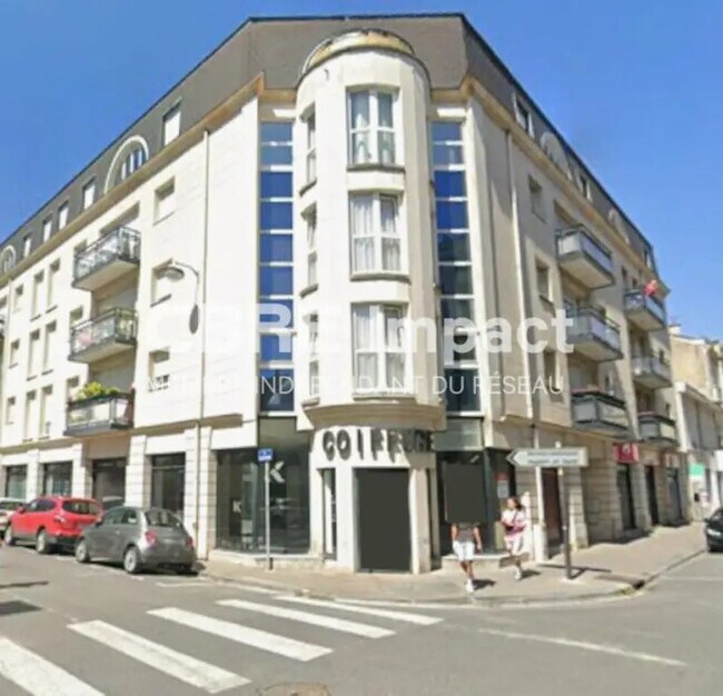 Plus de détails pour Local commercial à louer