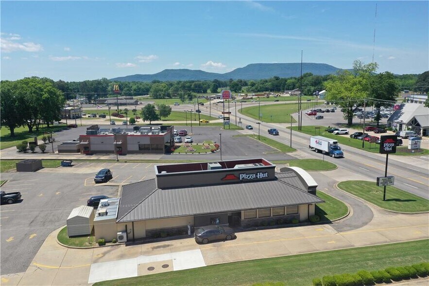 511 Union St, Dardanelle, AR à vendre - Photo de l’immeuble – Image 3 sur 15