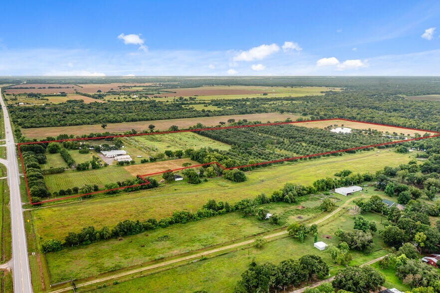 23111 FM 1462 Rd, Damon, TX à vendre - Aérien – Image 2 sur 72