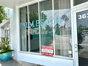 3638 S Dixie, West Palm Beach, FL à louer Photo de l’immeuble– Image 1 sur 4
