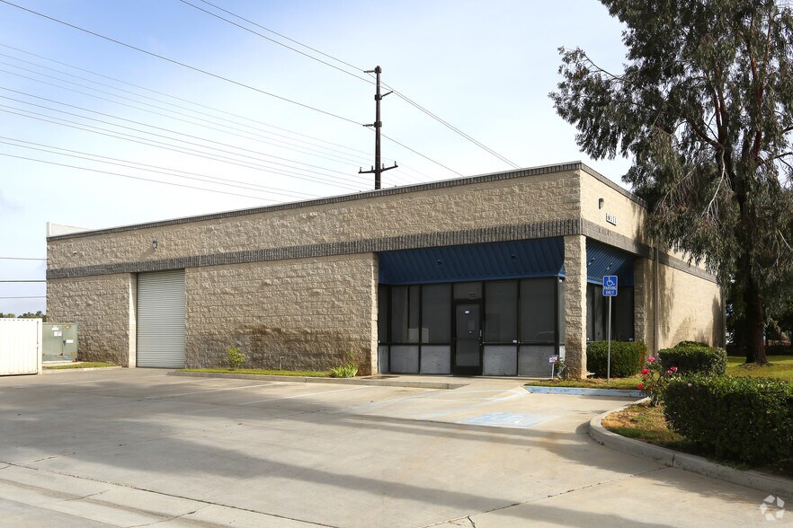 6111 Quail Valley Ct, Riverside, CA à louer - Photo de l’immeuble – Image 2 sur 9