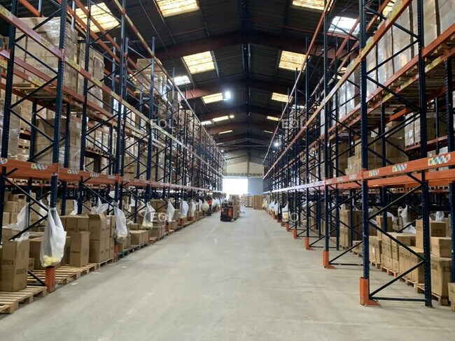 Plus de détails pour Industriel/Logistique à vendre