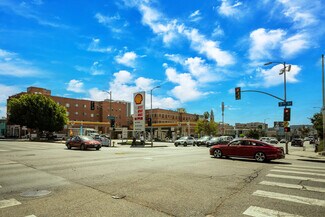 Plus de détails pour 700 S Vermont Ave, Los Angeles, CA - Local commercial à vendre
