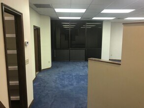 2770 NW 43rd St, Gainesville, FL à louer Photo intérieure– Image 2 sur 11