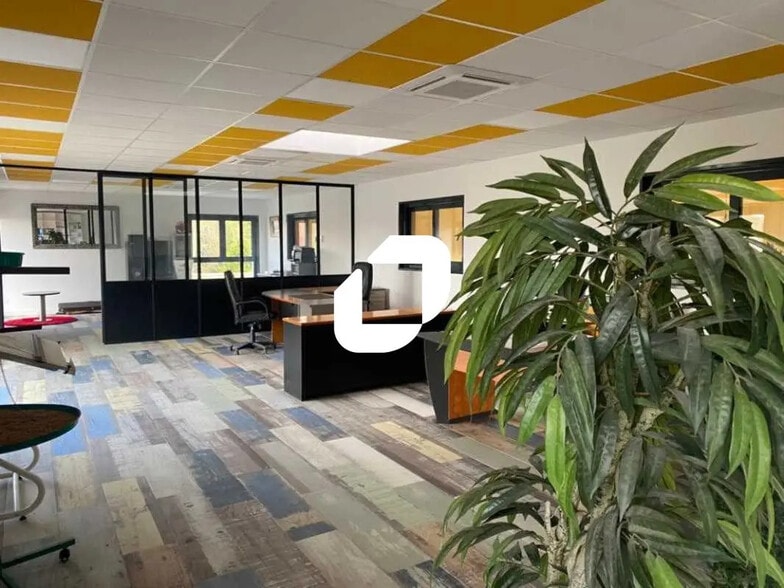 Bureau dans Marines à louer - Photo intérieure – Image 2 sur 6