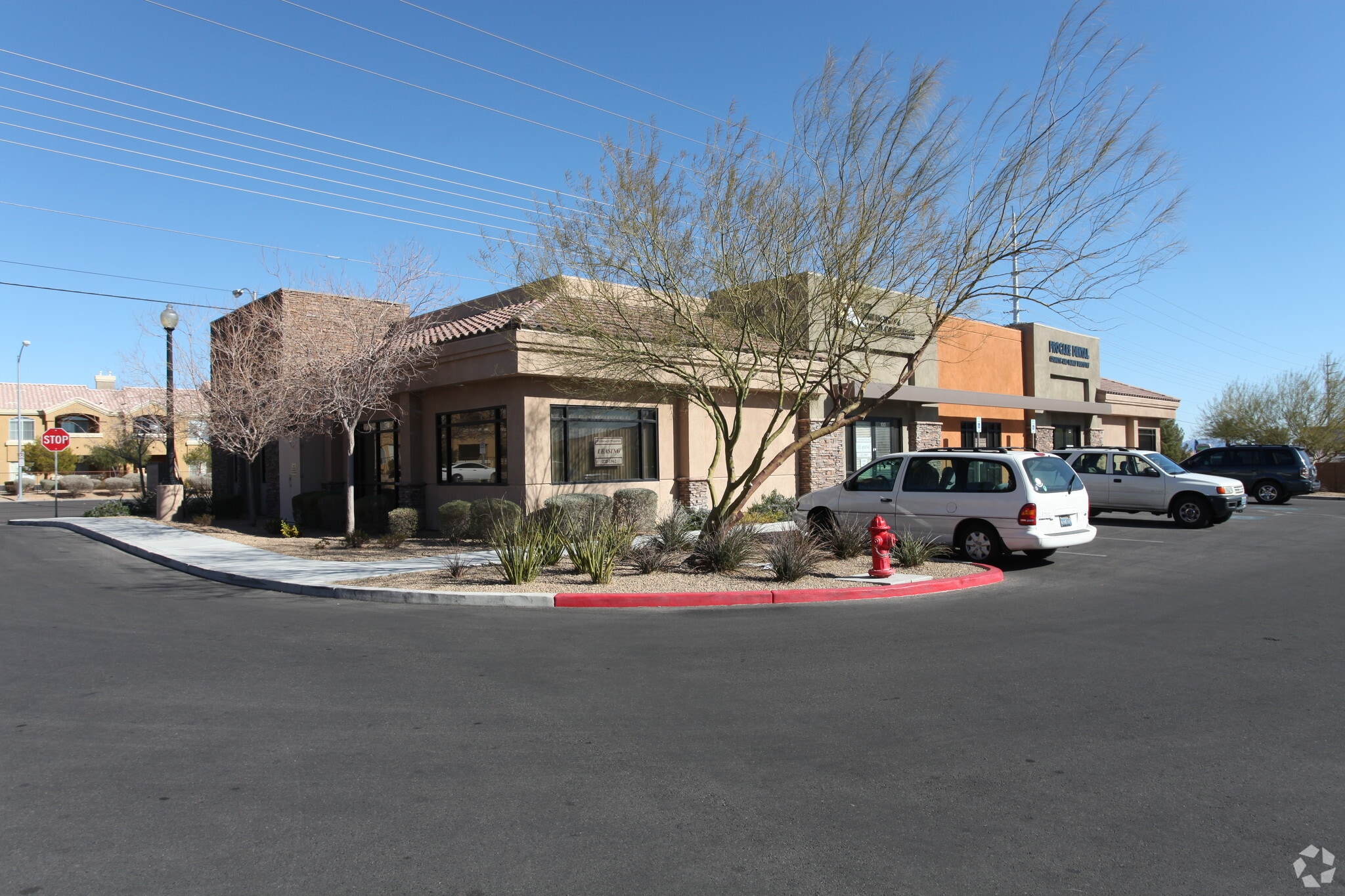 9155 W Flamingo Rd, Las Vegas, NV à louer Photo principale– Image 1 sur 4