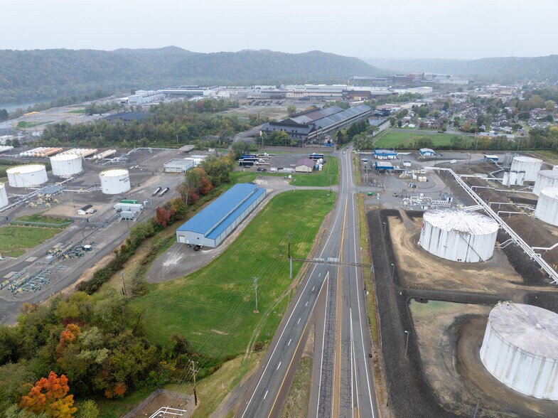 3847 Beaver Midland Rd, Industry, PA à vendre - Photo de l’immeuble – Image 3 sur 8