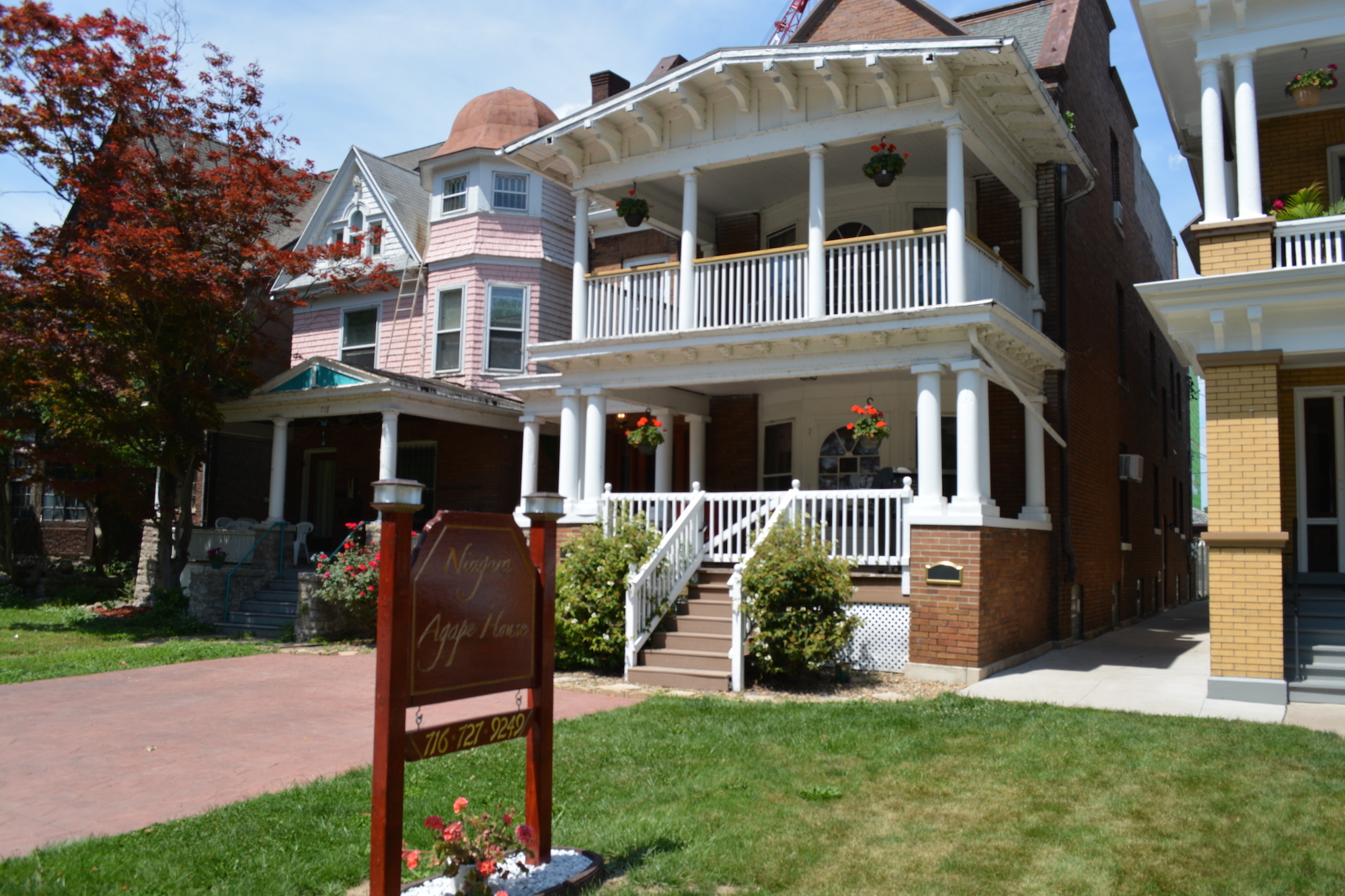 720 Buffalo Ave, Niagara Falls, NY à vendre Photo principale– Image 1 sur 111