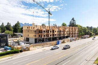 Plus de détails pour 21783 Lougheed Hwy, Maple Ridge, BC - Local commercial à louer