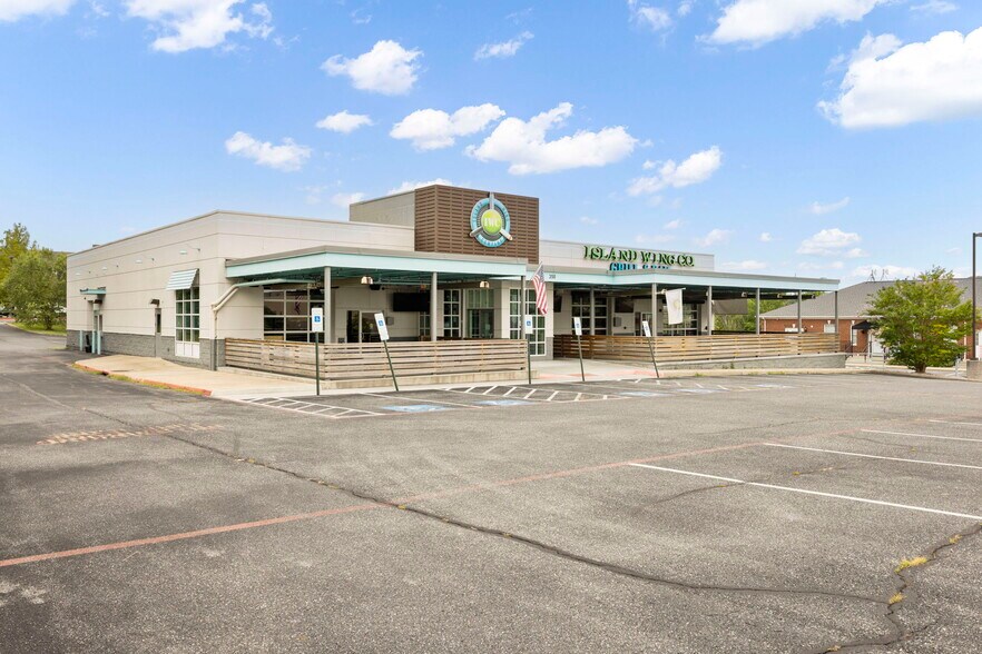 350 University Blvd, Harrisonburg, VA à vendre - Photo de l’immeuble – Image 3 sur 40