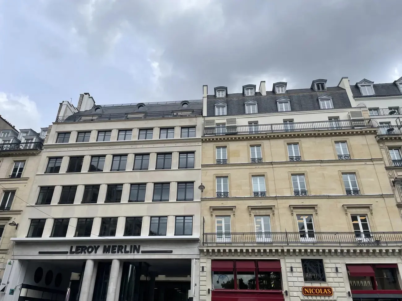 11 Rue Tronchet, Paris à louer Photo de l’immeuble– Image 1 sur 3