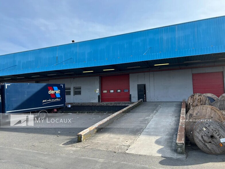 Industriel/Logistique dans Gennevilliers à louer - Photo de l’immeuble – Image 1 sur 4