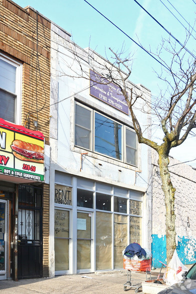 220-24 Merrick Blvd, Laurelton, NY à louer - Photo de l’immeuble – Image 2 sur 13