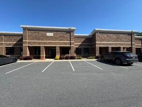 3430 Paddocks Pky, Suwanee, GA à louer Photo de l’immeuble– Image 1 sur 19