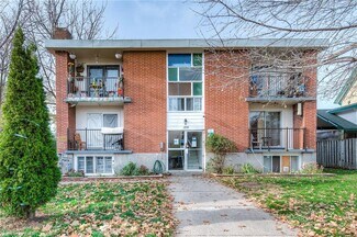 Plus de détails pour 199 Ahrens St W, Kitchener, ON - Logement à vendre